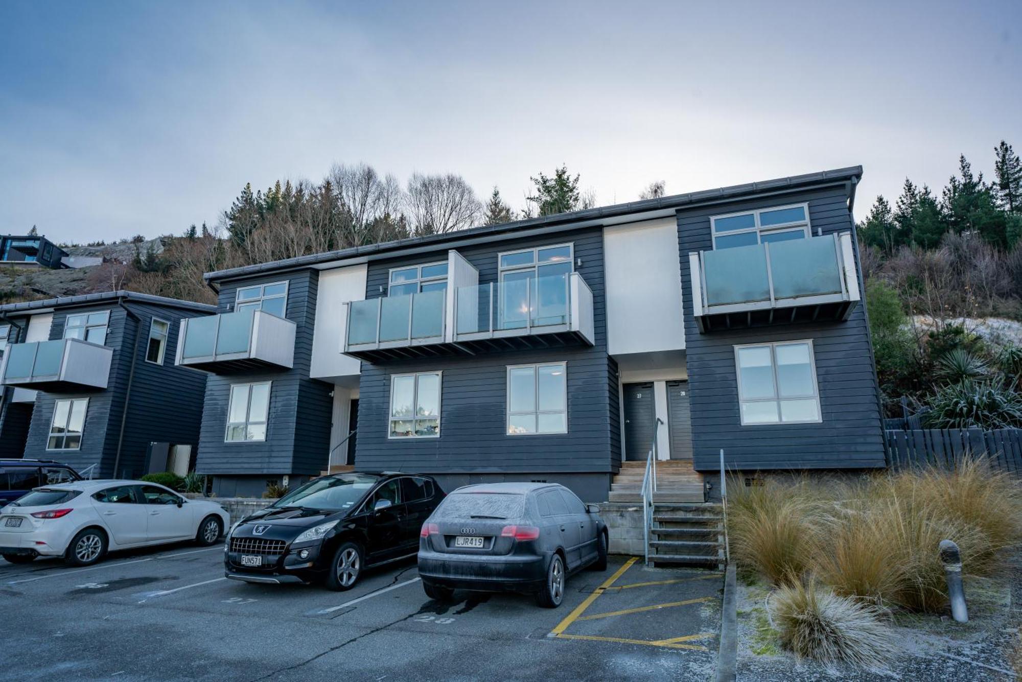 2-Bedroom Apartment With Lake & Mountain View - Beechwood Queenstown Exterior foto